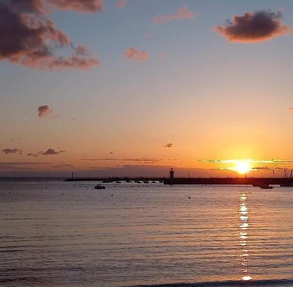 فندق La Table De Jeanne