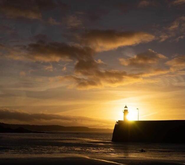 فندق La Table De Jeanne