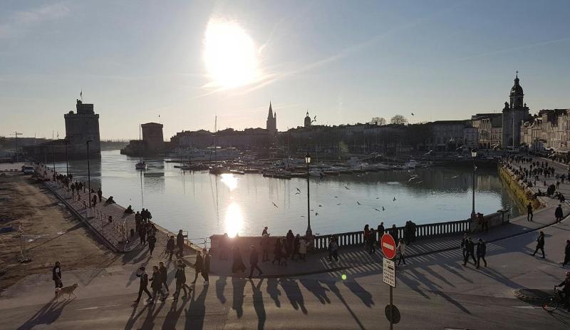 Отель Tour De Nesle La Rochelle Vieux Port 3 Etoiles