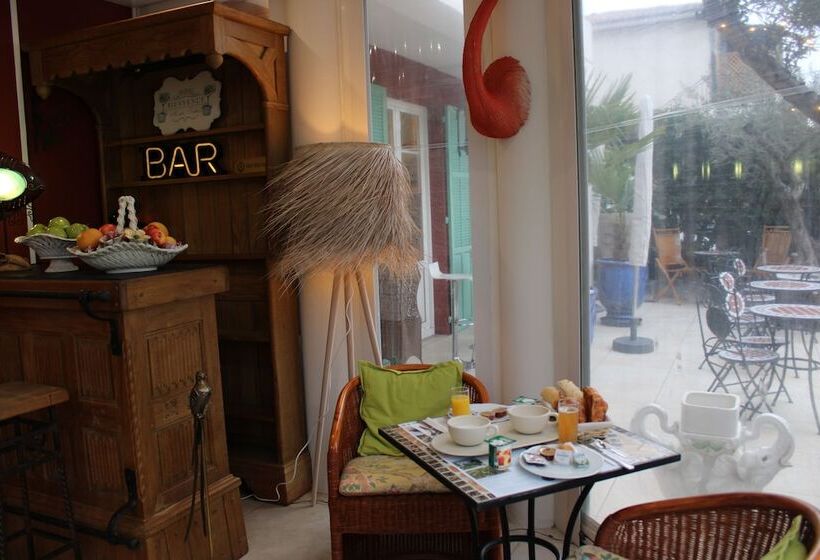 ホテル La Villa Des Oliviers