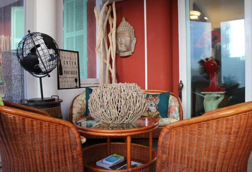 ホテル La Villa Des Oliviers