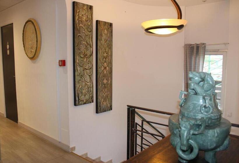 ホテル La Villa Des Oliviers