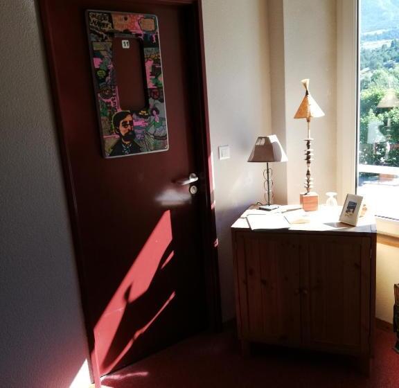 فندق L'Auberge d'Eygliers