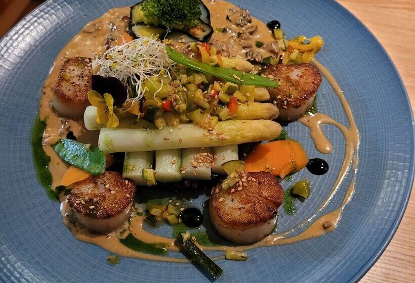 Отель Le Bouton D'or