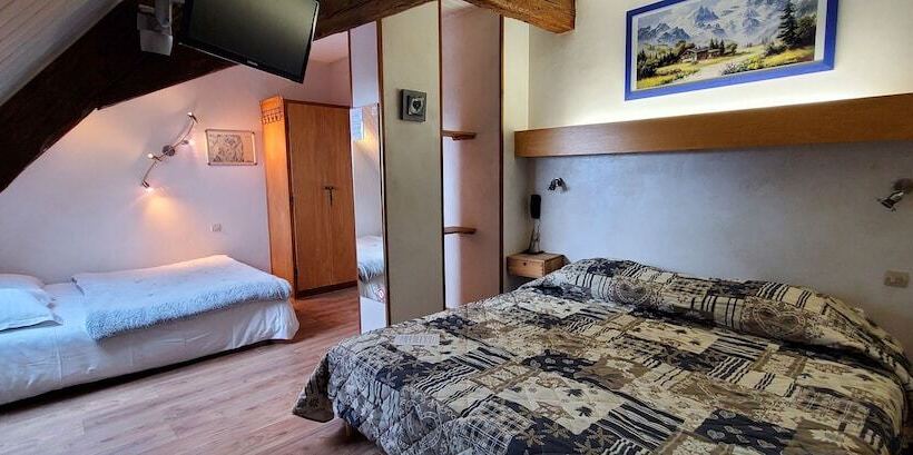 Отель Le Bouton D'or