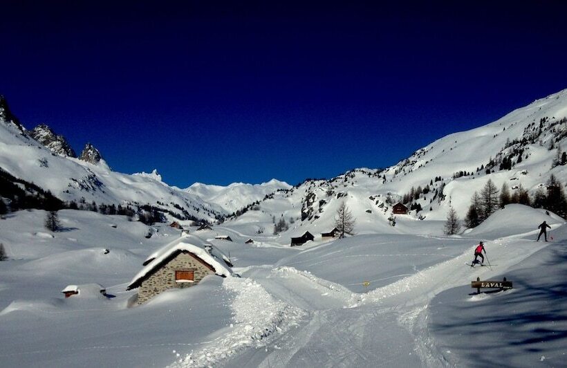 בית מלון כפרי Le Chalet D'en Hô