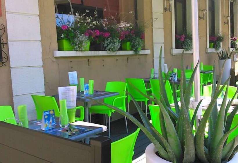 酒店 Au Cheval Blanc