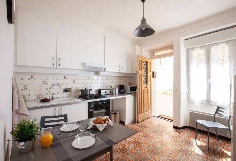 בית מלון כפרי Le Clos Du Buis