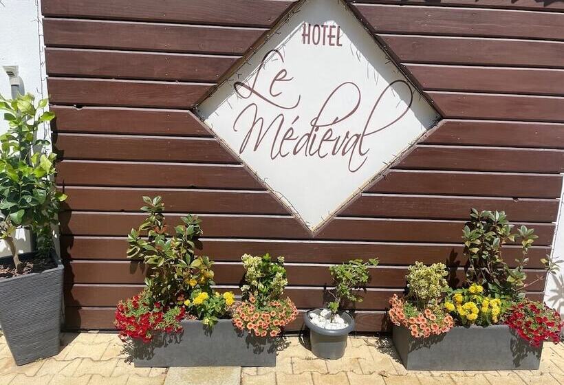 هتل Le Medieval