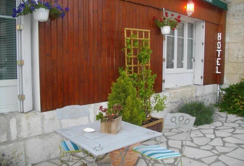 Отель Le Parisien