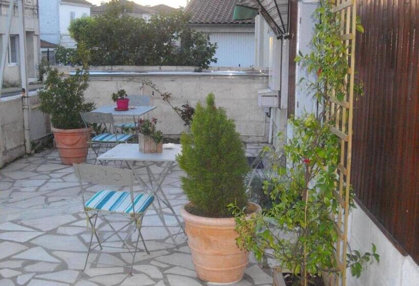 Отель Le Parisien