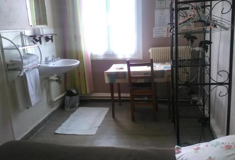 Отель Le Parisien