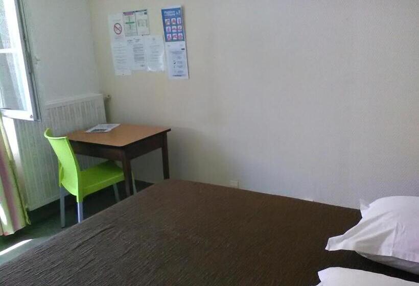 Отель Le Parisien