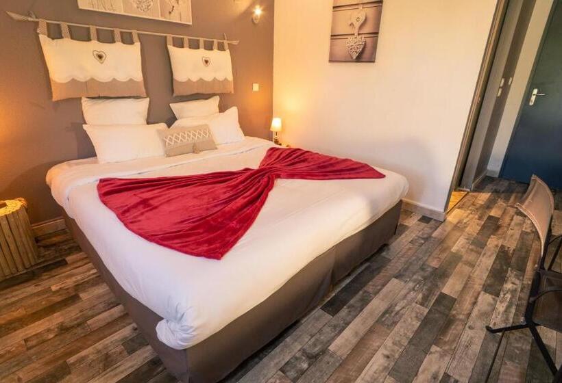 בית מלון כפרי Le President Gare Nimes Pont Du Gard