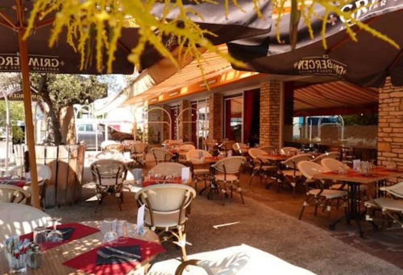 בית מלון כפרי Rest  In Born