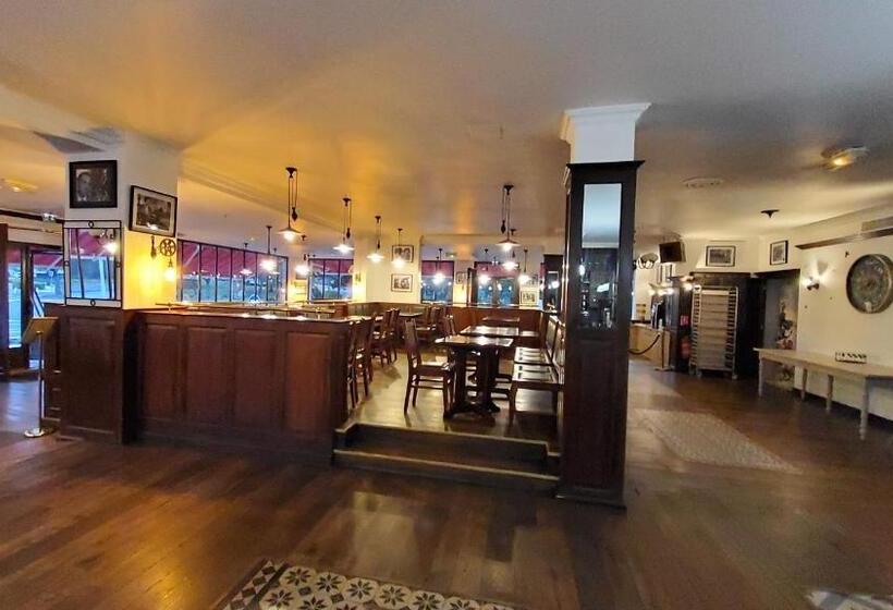 فندق Le Sully La Roche Sur Yon