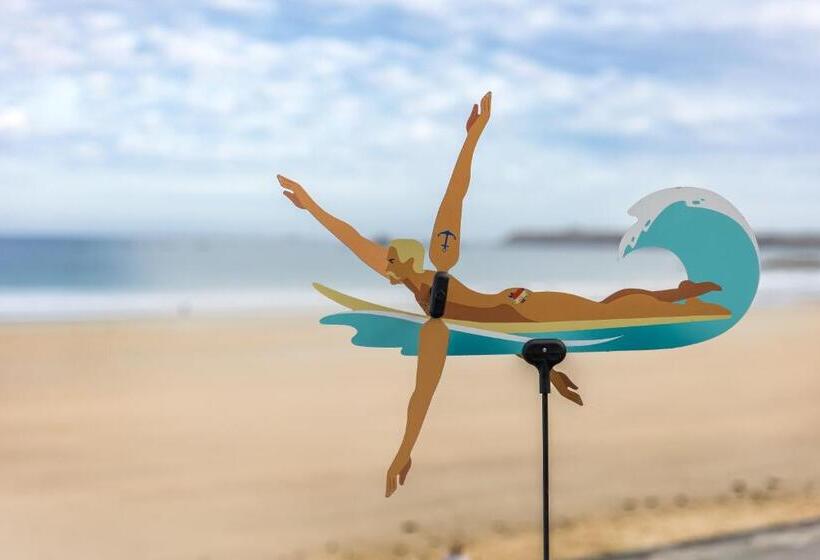 ホテル Les Charmettes