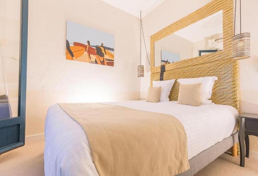 ホテル Les Charmettes