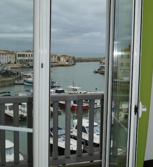 בית מלון כפרי Les Colonnes