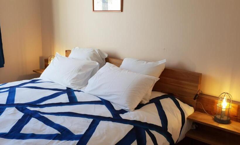 בית מלון כפרי Les Colonnes