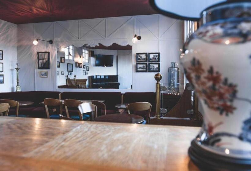 ホテル Les Coutainvillaises