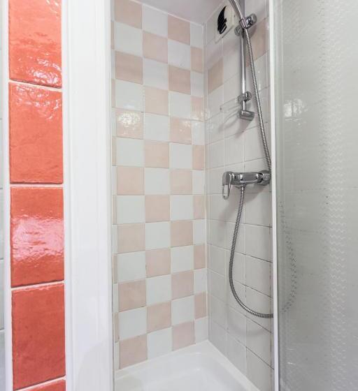 Отель Les Monts Charvin