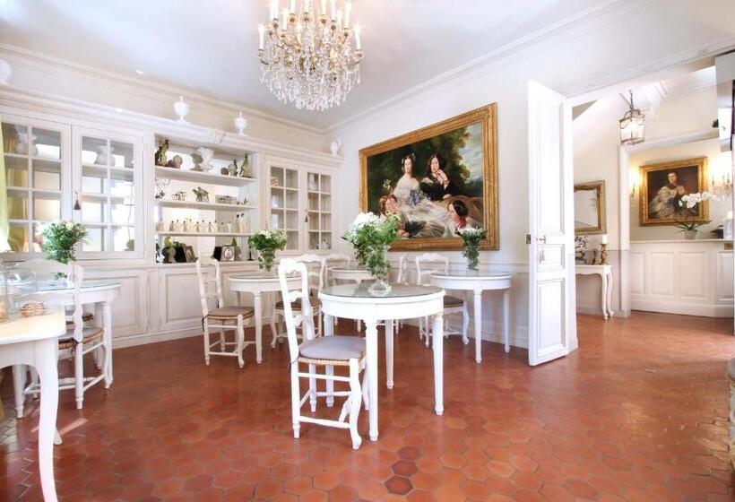 호텔 Les Quatre Dauphins