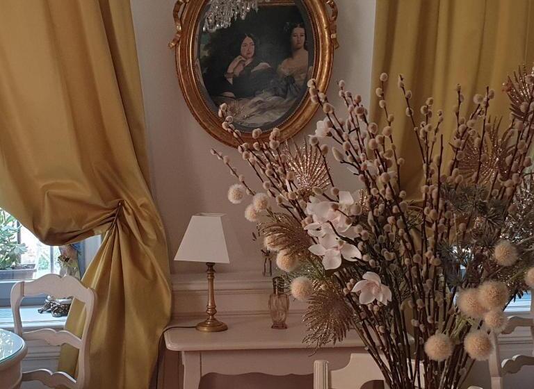 호텔 Les Quatre Dauphins