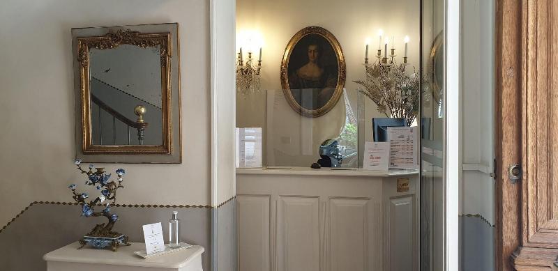 호텔 Les Quatre Dauphins