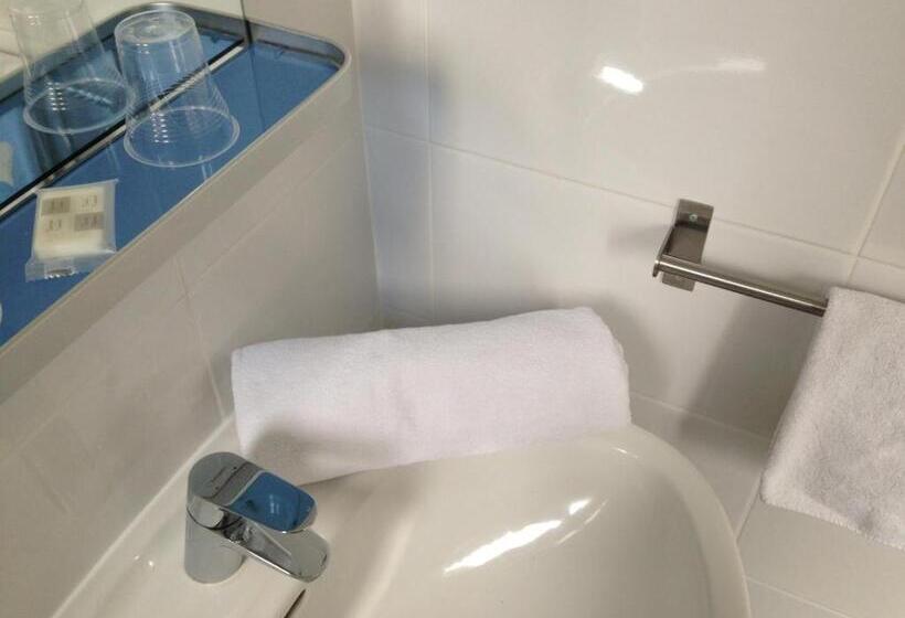 בית מלון כפרי Little Lodge Hôtel