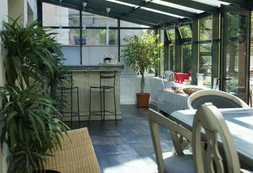 בית מלון כפרי Maison D Hôtes Villa Richelieu