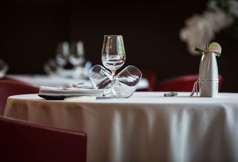 בית מלון כפרי Maison Decoret   Relais & Châteaux