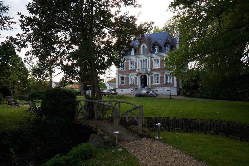 فندق Manoir De Contres