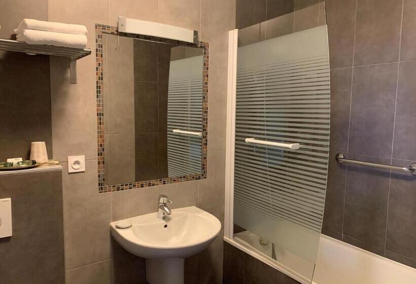 فندق Manoir De Rigourdaine