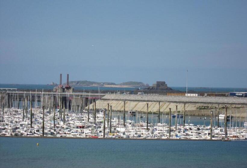 ホテル Manoir Du Cunningham