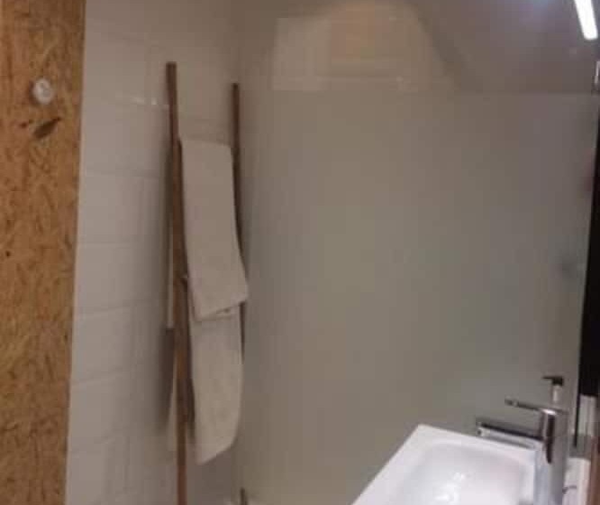 בית מלון כפרי Monet