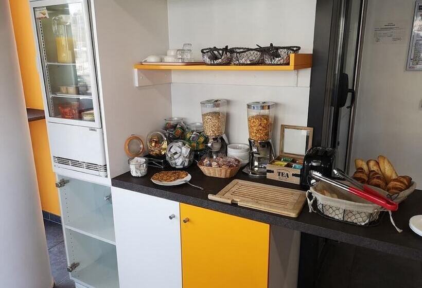 ホテル Montempô Apparthôtel Strasbourg