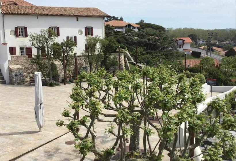 فندق Restaurant Elissaldia