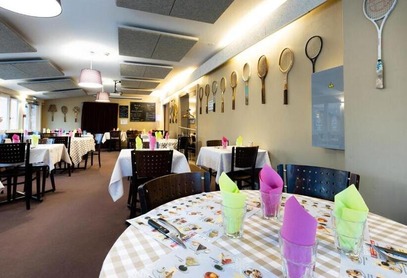 Отель Restaurant Espace Squash 3000