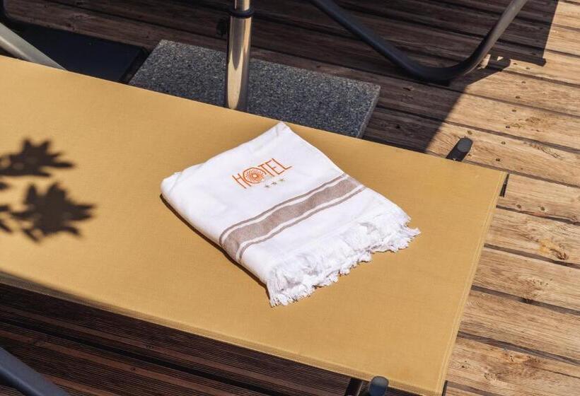 ホテル Rossi Hôtel