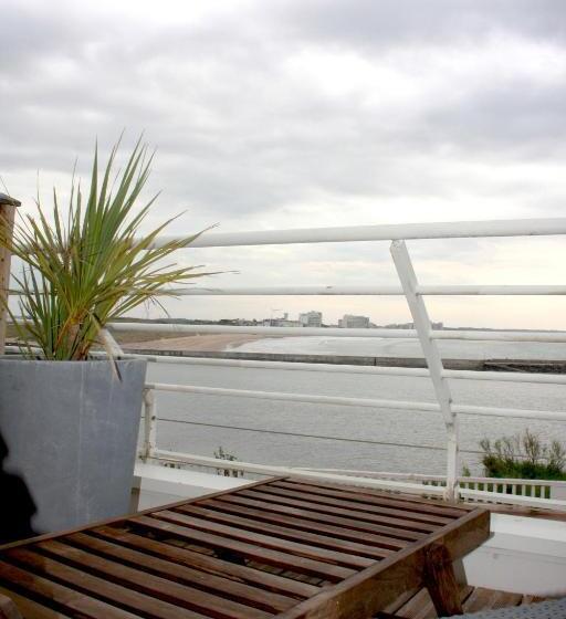 فندق Sea View