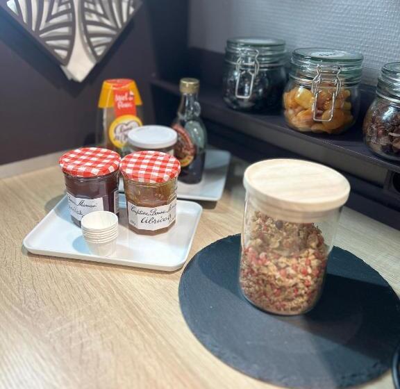 هتل Wood Inn Bordeaux Aeroport