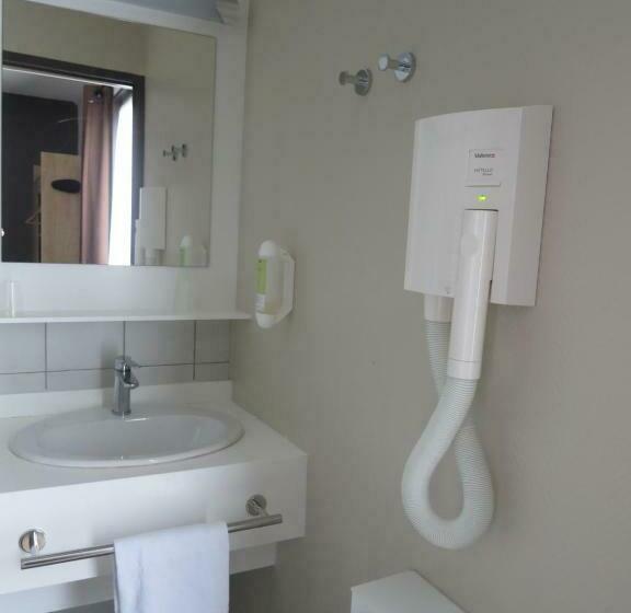 هتل Wood Inn Bordeaux Aeroport