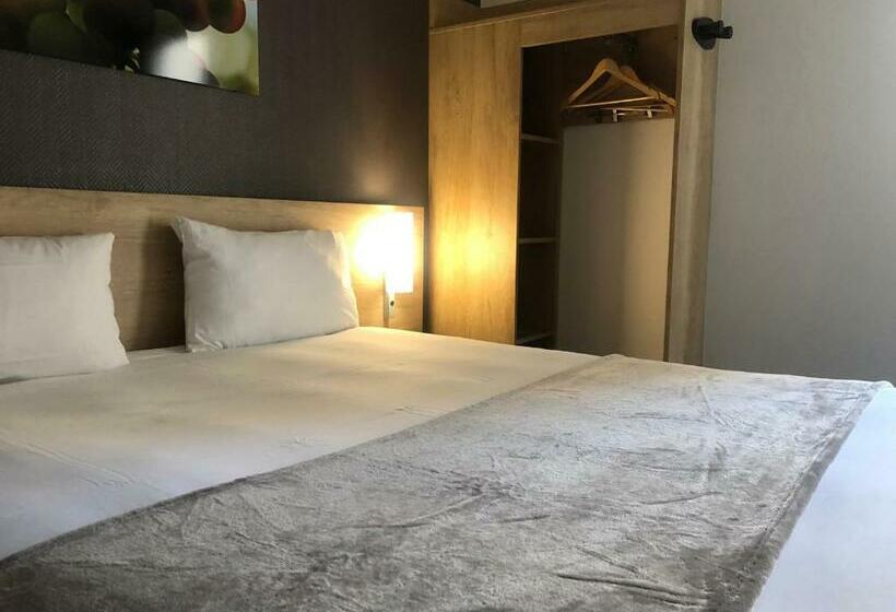 هتل Wood Inn Bordeaux Aeroport