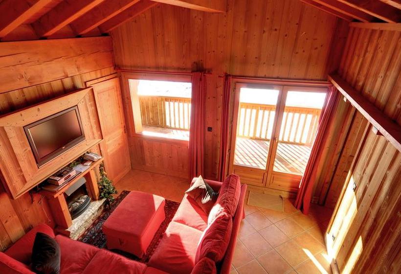 Отель L'isatis Chalet