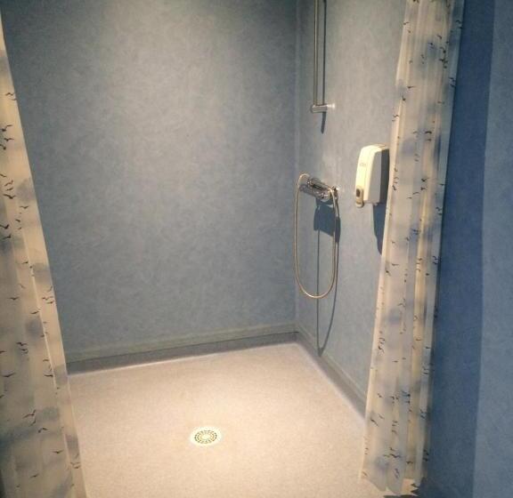 فندق على الطريق Europe