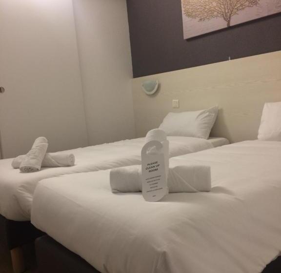 فندق على الطريق Europe