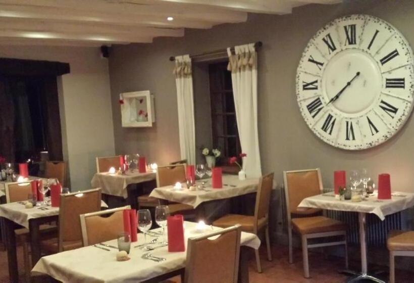 モーテル Logis Hôtel Restaurant La Vieille Ferme, Mâcon Nord