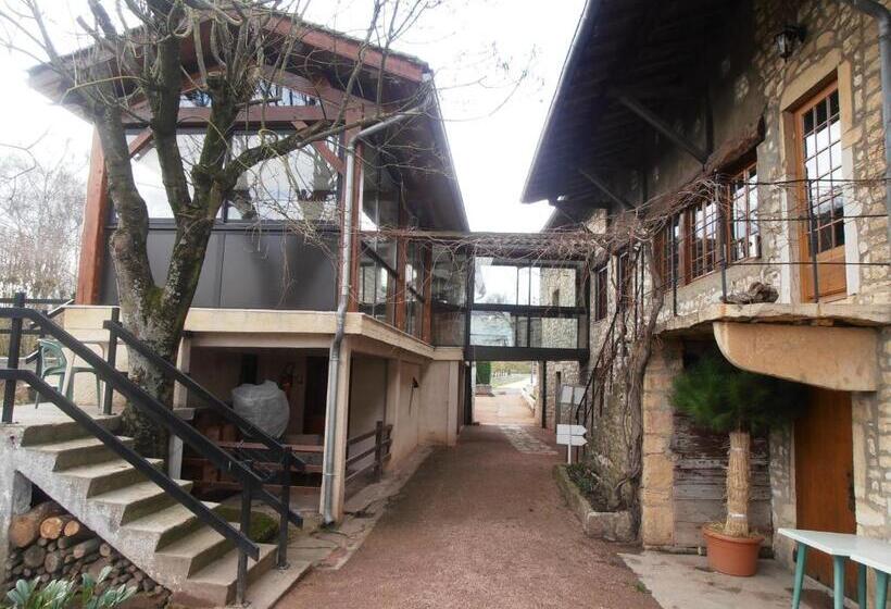 Мотель Logis Hôtel Restaurant La Vieille Ferme, Mâcon Nord