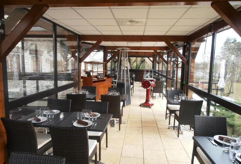 Мотель Logis Hôtel Restaurant La Vieille Ferme, Mâcon Nord